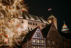 Tiergärtnertorplatz Nuremberg during Advent