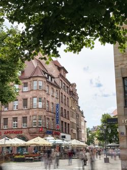 Shopping in Nürnberg - Hefnersplatz