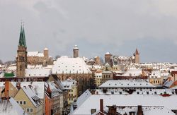 Altstadt Nürnberg mit Kaiserburg im Winter