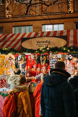 Nürnberger Christkindlesmarkt - Markt der Partnerstädte