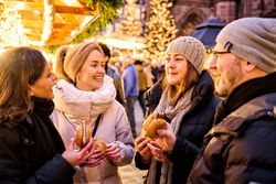 Nuremberg Christkindlesmarkt - Christmas Market - Bratwurst