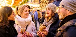 Nuremberg Christkindlesmarkt - Christmas Market - Bratwurst
