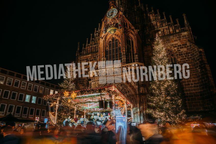 Nuremberg Christkindlesmarkt - Christmas Market - Stage