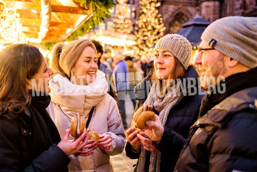 Nuremberg Christkindlesmarkt - Christmas Market - Bratwurst
