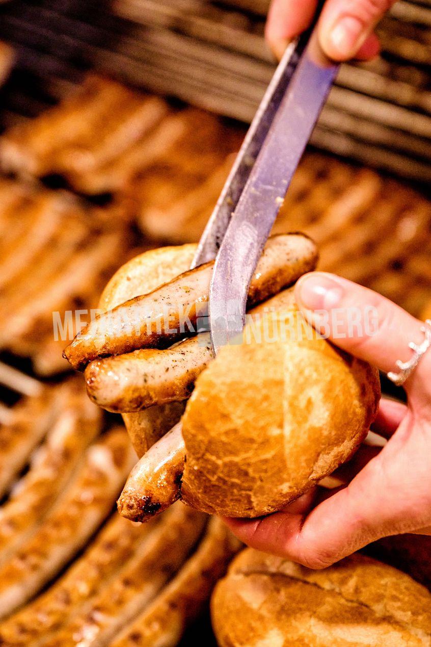 Nürnberger Christkindlesmarkt - Rostbratwurst